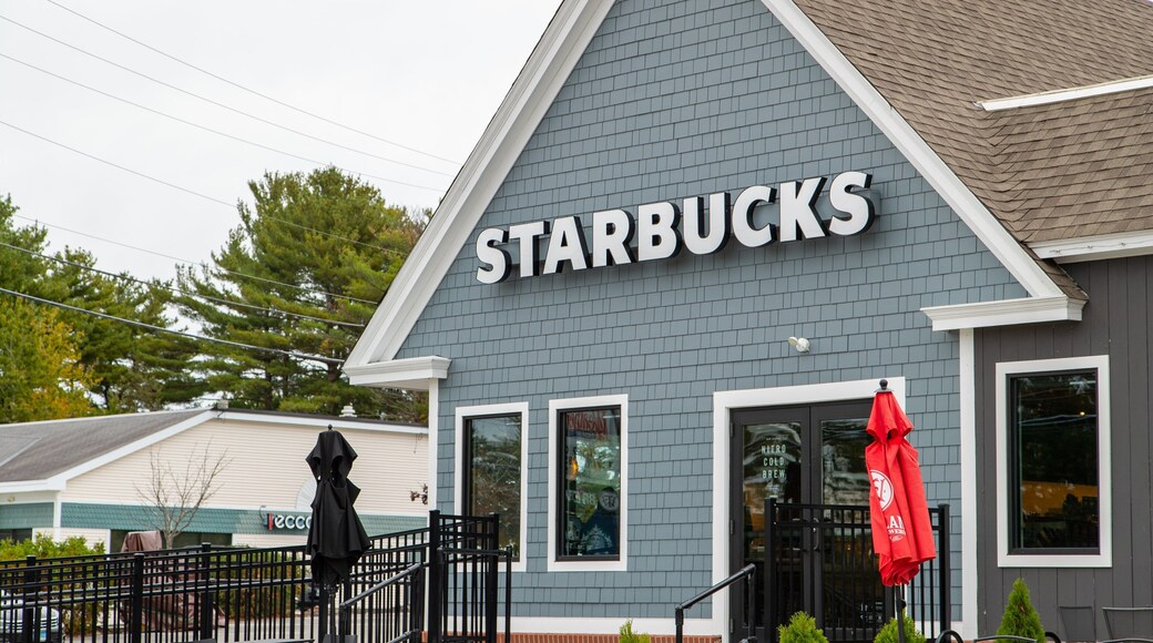 Kittery Outlets featuring signage