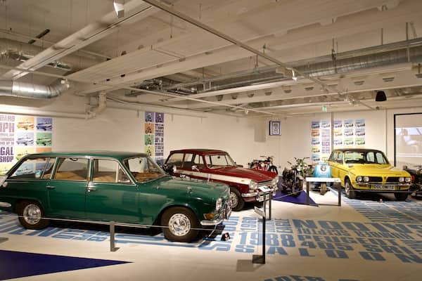 Coventry Transport Museum das einen Geschichtliches und Innenansichten