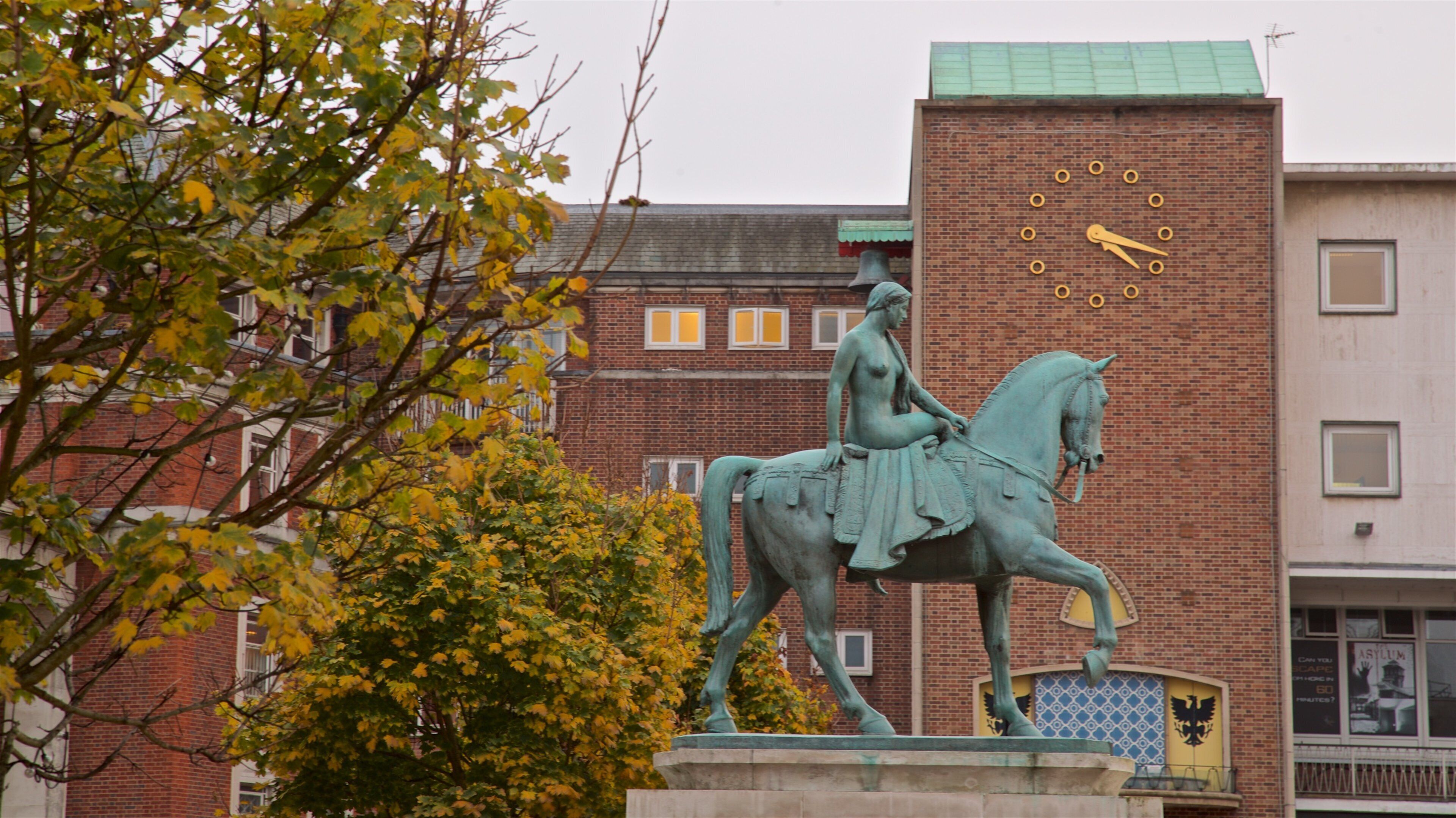 Lady Godiva Statue featuring a statue or sculpture