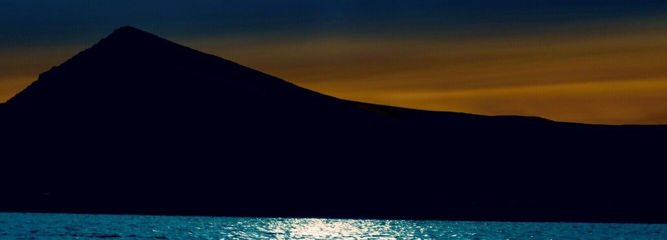 #Sundown
Kherlen river
Mongolia
#Blue