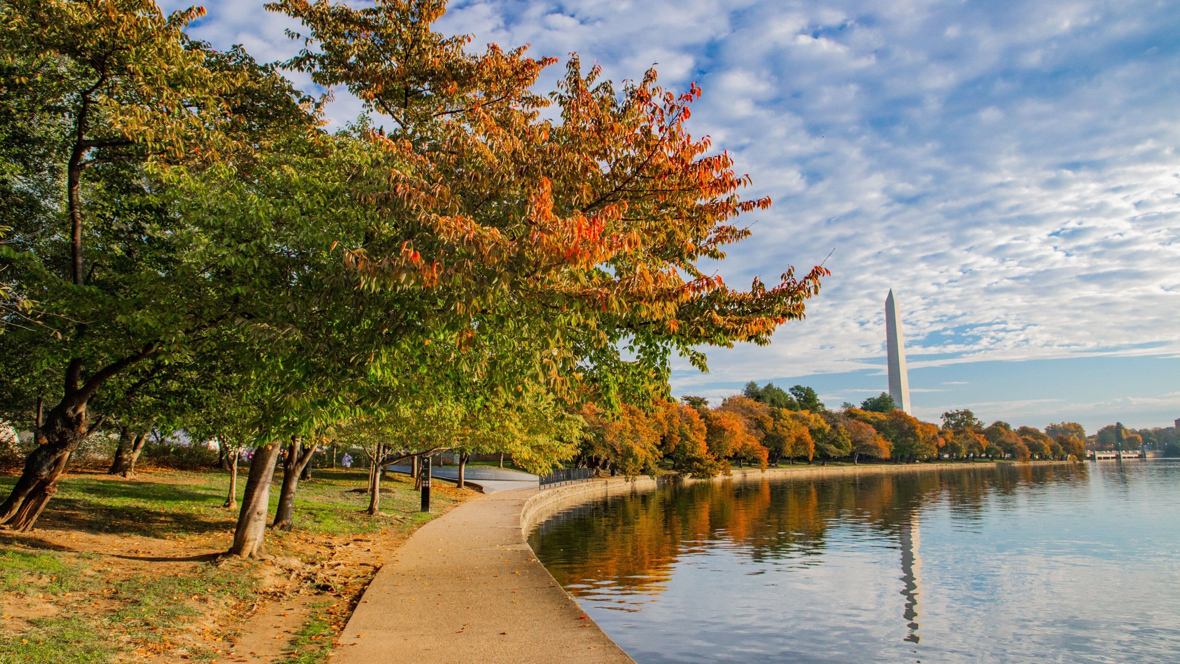 Tidal Basin featuring a monument, a lake or waterhole and a park