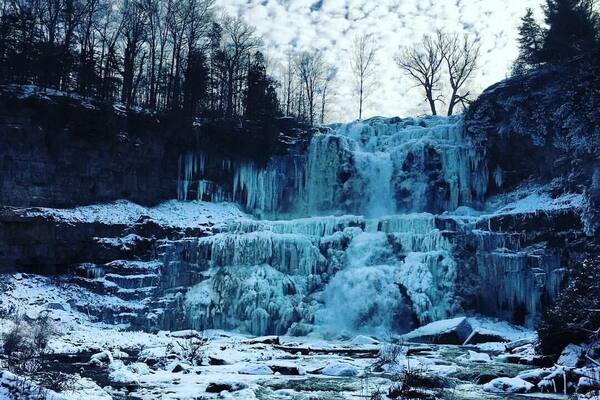 Chittenango falls. Have to climb over some fences in the winter time but it's worth it. #chittenangofalls #waterfalls #hiking #upstateny #waterlust #roadtrip