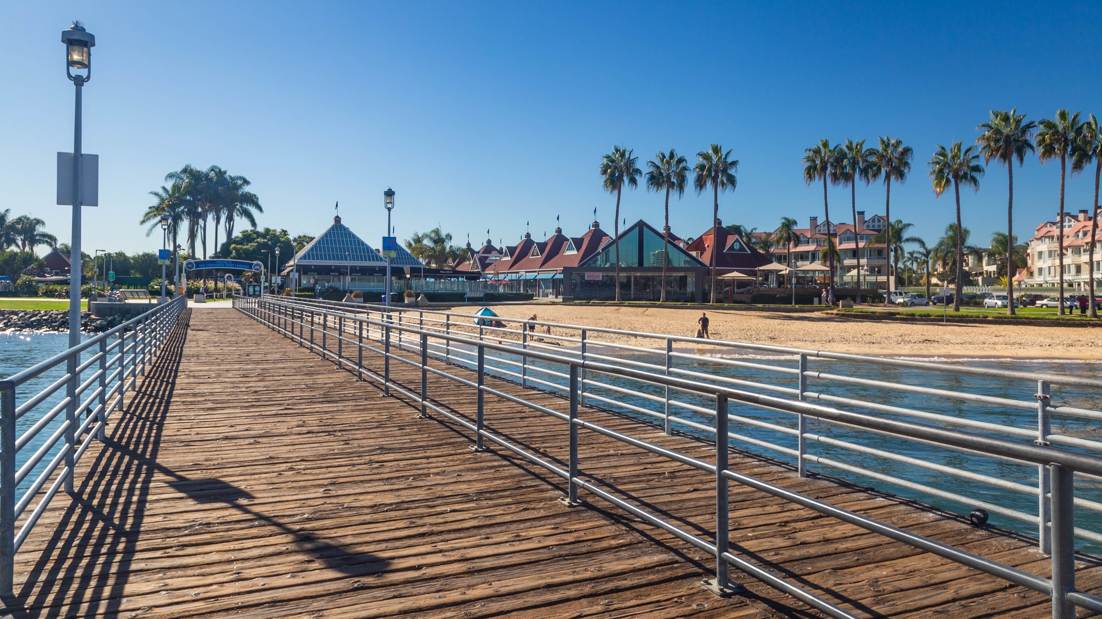 Coronado Ferry Landing showing general coastal views