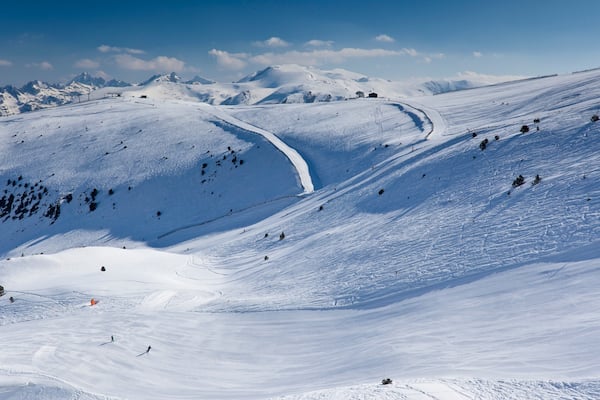 Encamp-Grandvalira Ski Area featuring snow and mountains