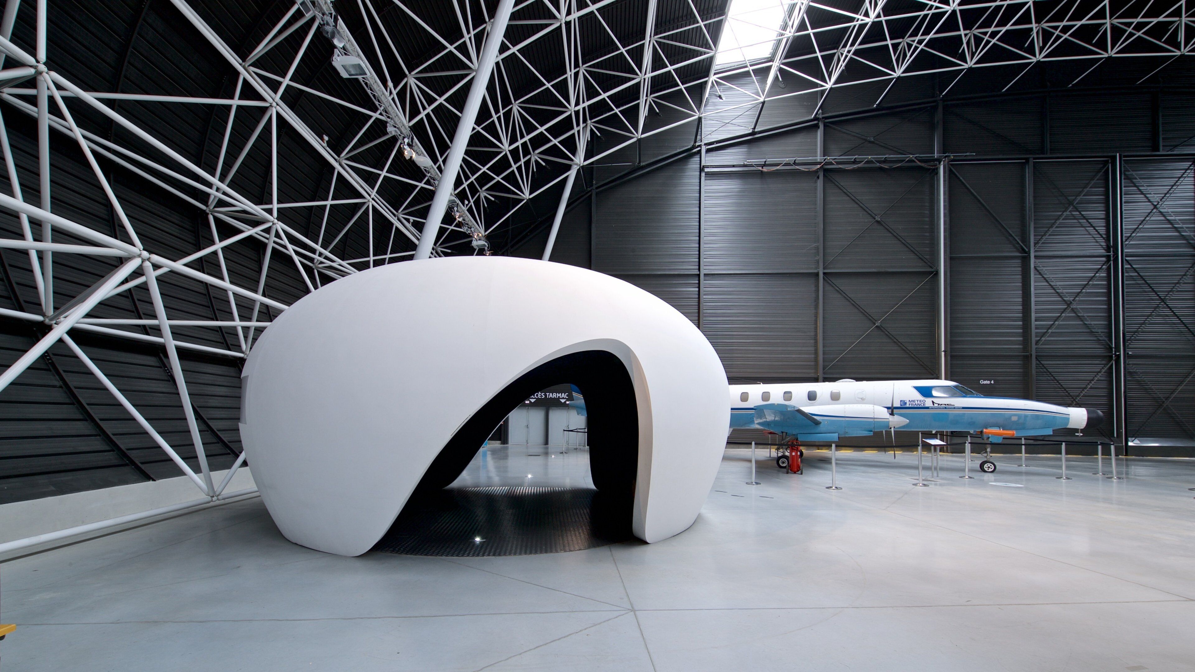 Airbus som inkluderer fly og innendørs