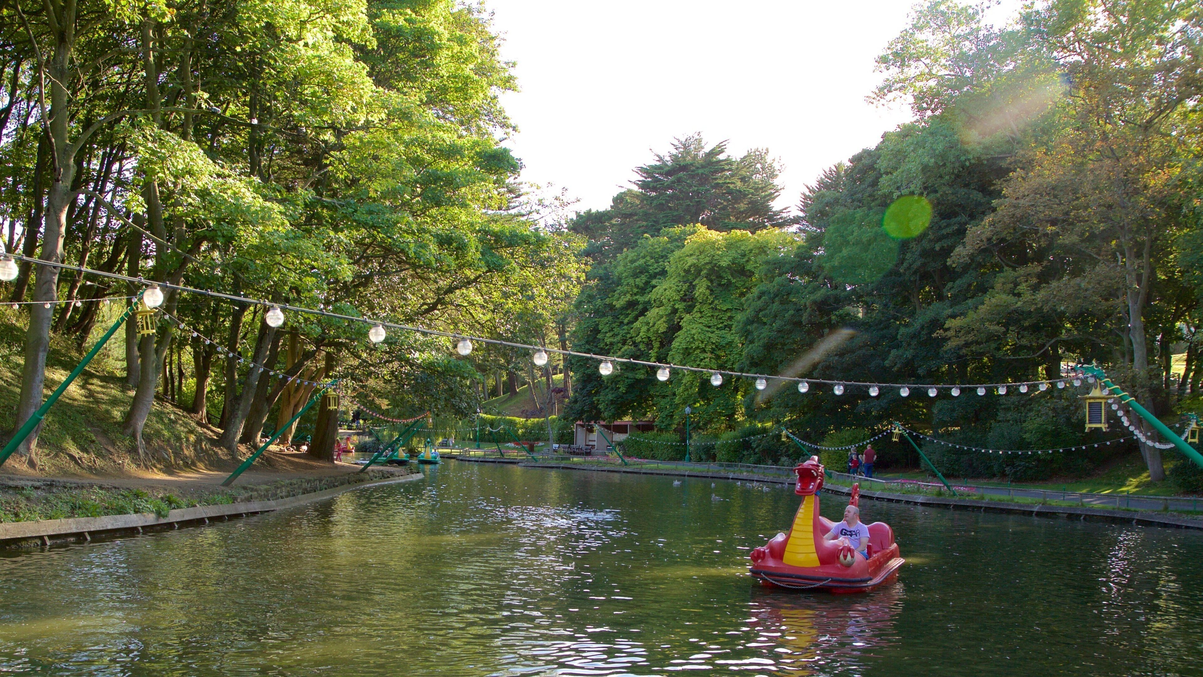 Peasholm Park featuring watersports, a river or creek and a garden