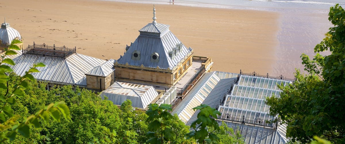 Scarborough Spa which includes a day spa, heritage architecture and a beach