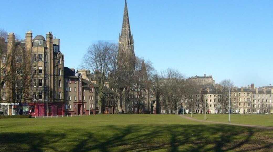 Bruntsfield Links, looking towards Barclay Church