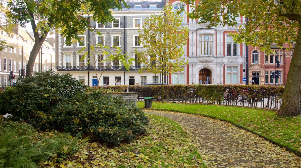 Bloomsbury Square featuring a garden and a square or plaza
