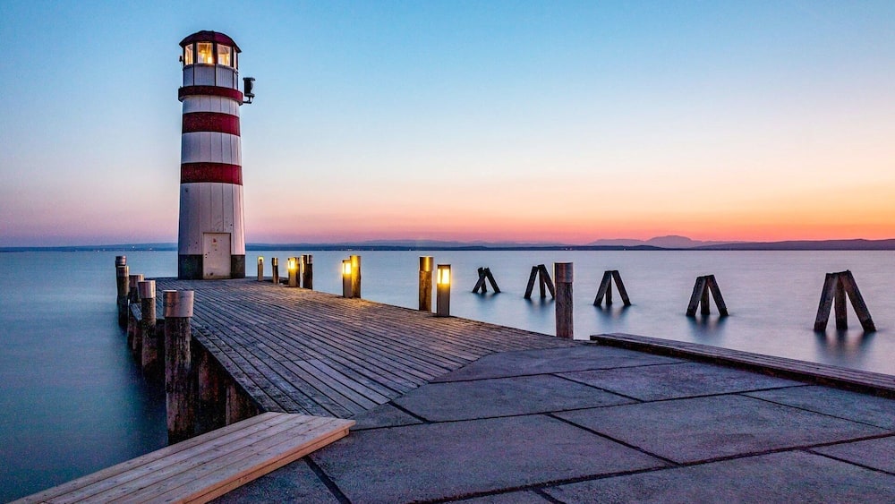 Podersdorf's lighthouse is a nice memory of the last Summer and also an inspiration for next one... A lake on the border of Austria and Hungary, in fertile landscape of wine grapes and kilometers of cycling trails, offers much for active sporty people, pensioners who love their own way and speed of living, as well as for families
#zcesty
#lighthouse
#longexposure
#dusk
#podersdorf
#amazingplaces
#travelling
#touristplace
#neusiedl
#lake
#austria
#europe