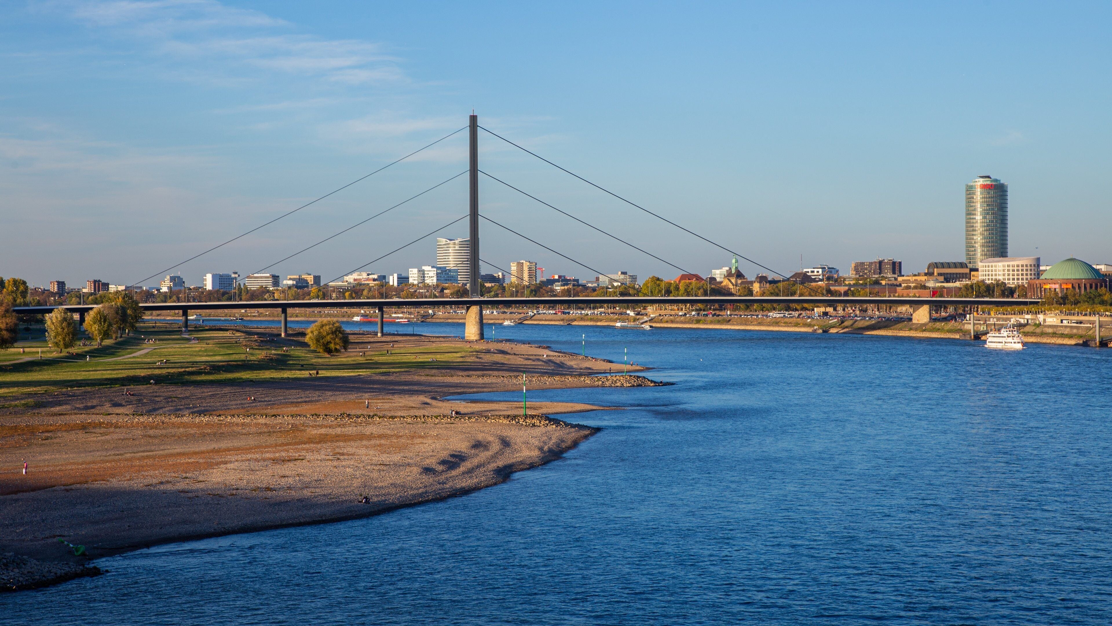 Düsseldorf Old Town which includes a river or creek and a bridge
