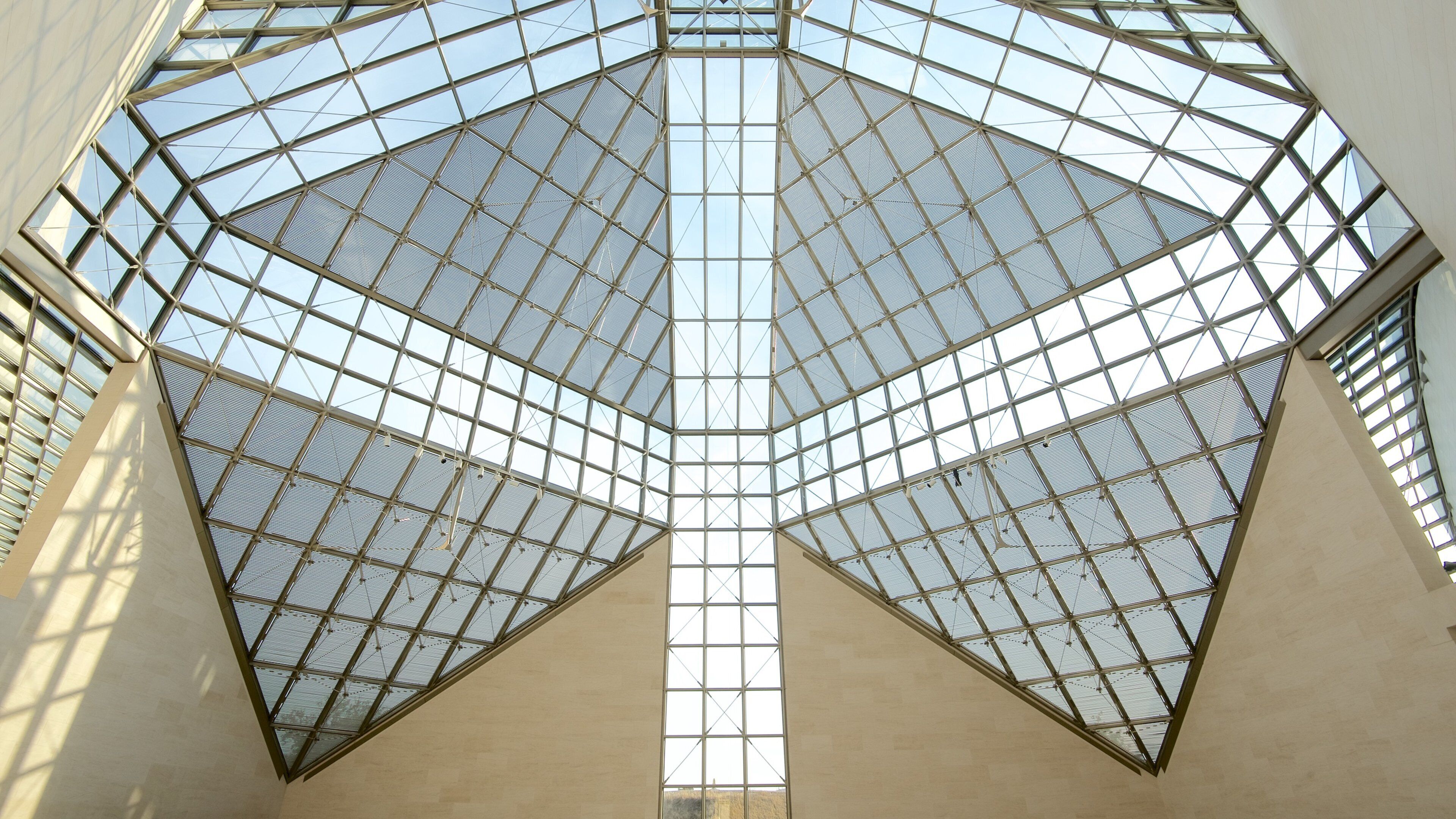 Mudam Luxembourg inclusief moderne architectuur en interieur