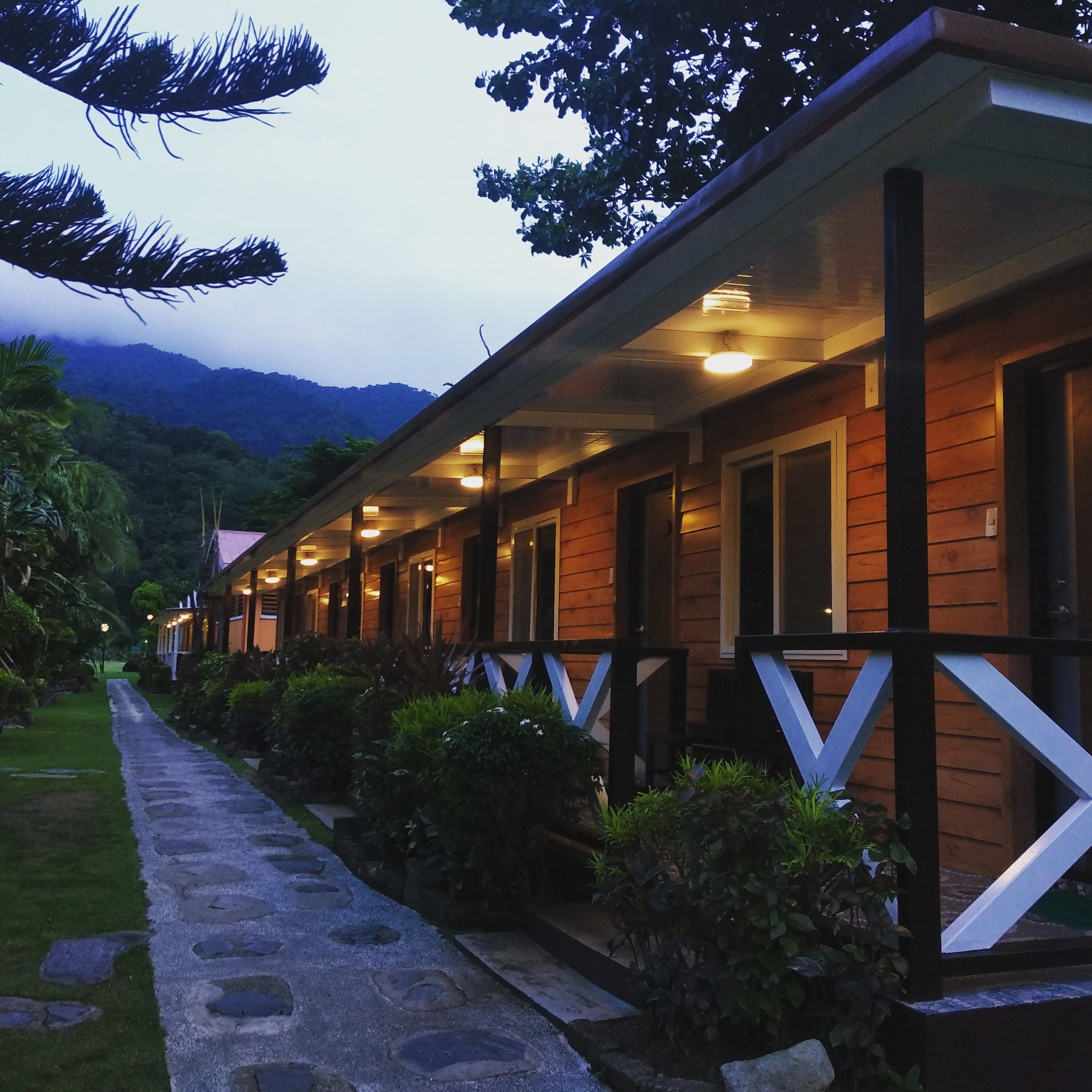 It's a beautiful Korean hotspring resort with a fantastic view of Mt. Makiling. It's an old photo, and it's the first photo I took seriously with my phone so it's valuable for me. 