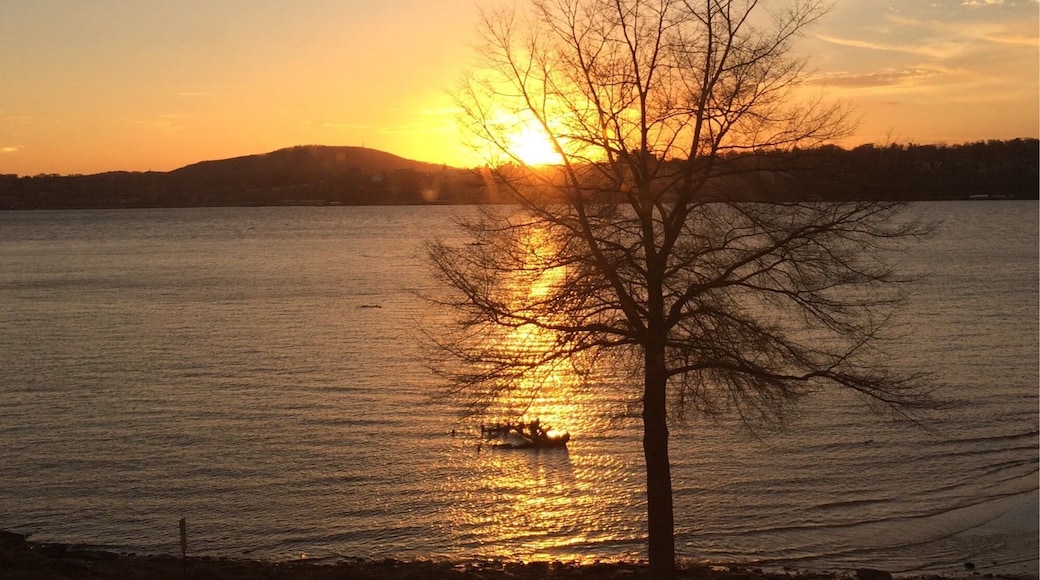 Hudson River sunset.