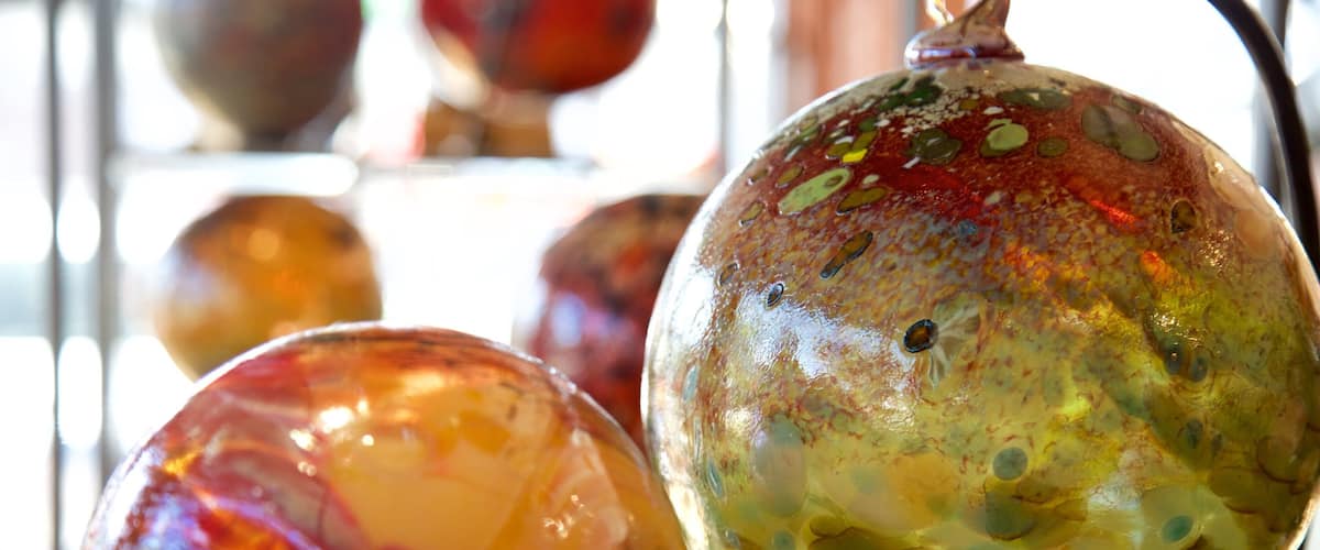 Jennifer Sears Glass Art Studio og byder på kunst