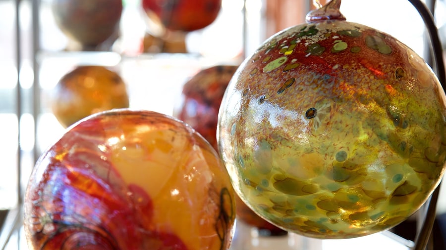 Jennifer Sears Glass Art Studio presenterar konst