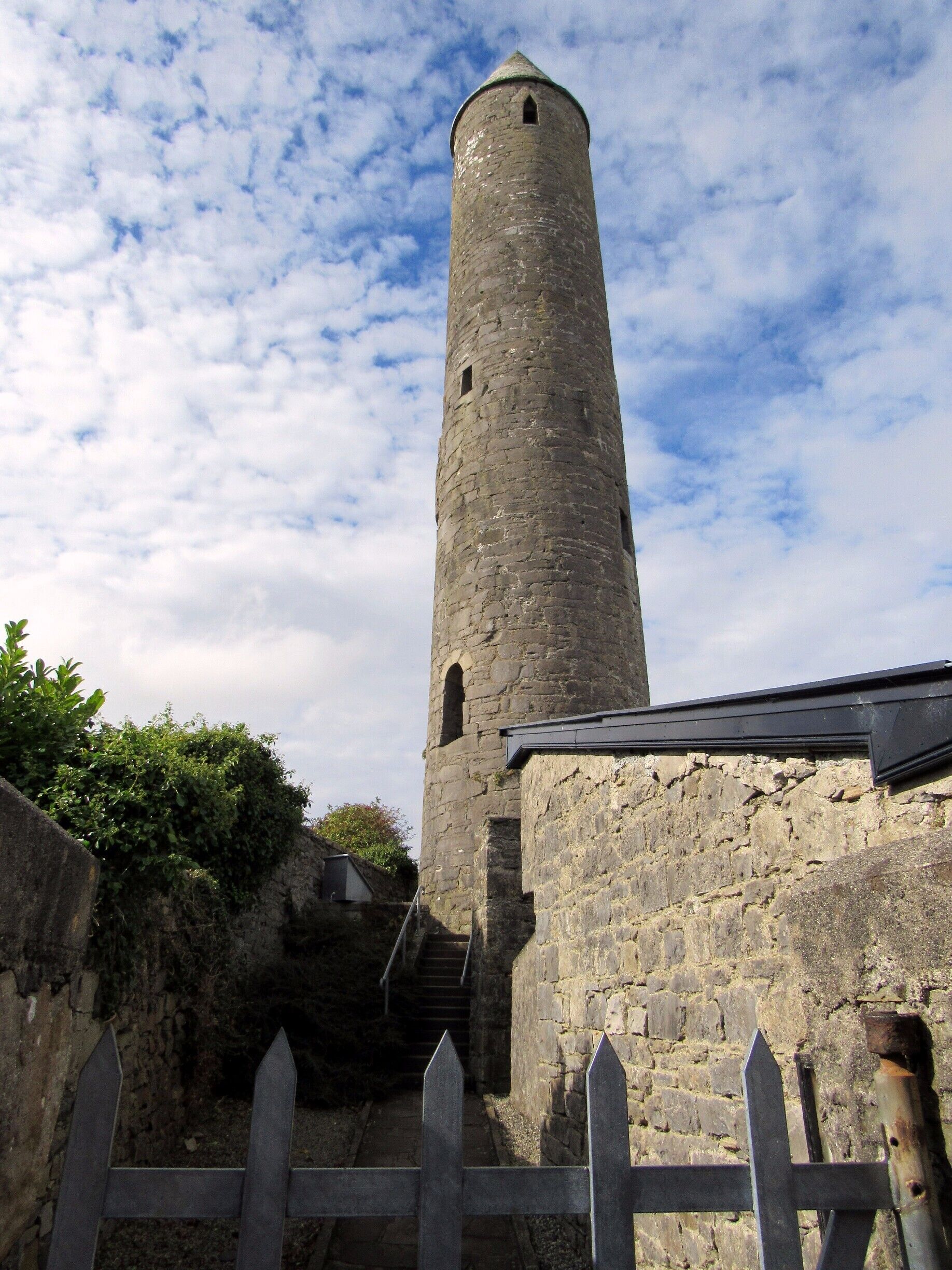About 1,000 years old, the Killala Round Tower is 84 feet high, standing on a 3 foot high plinth with a doorway 11 feet above the ground.