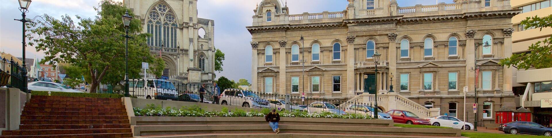 Dunedin Town Hall showing an administrative buidling, a church or cathedral and heritage architecture