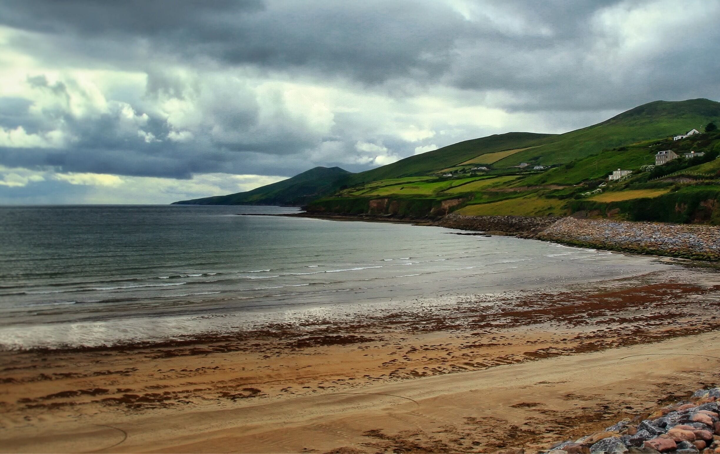 To continue my theme of non-traditional beaches...I give you Ireland's coast and tiny beach. Water temps may be enough to cause hypothermia, but crystal blues and greens make it absolutely gorgeous and definitely one of the world's beautiful beaches. 
#beachbound  