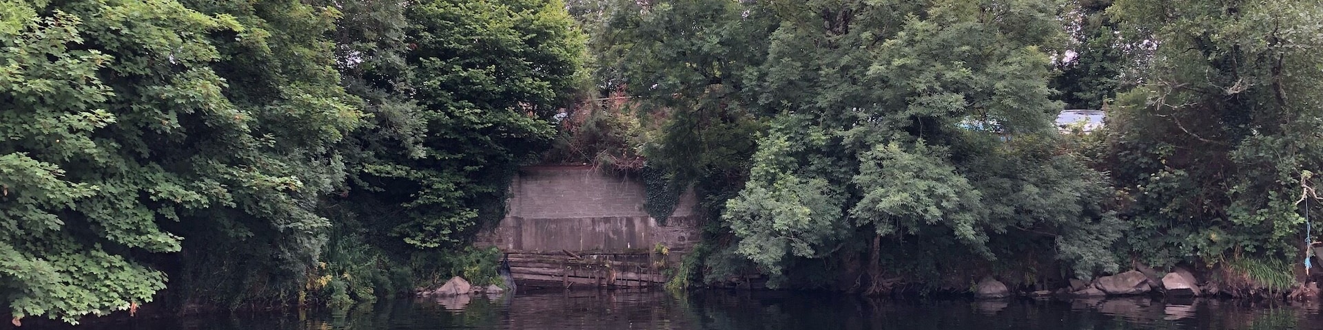 If you have children and want to take them somewhere with plenty of activities, this is the place to do it! There is an admission into the park, but once inside there are swimming spots, playgrounds, and activities— such as kayaking and mini golf, among others. There are cabins to rent and space for caravans and tents as well. #Ireland #HiddenValley #Park