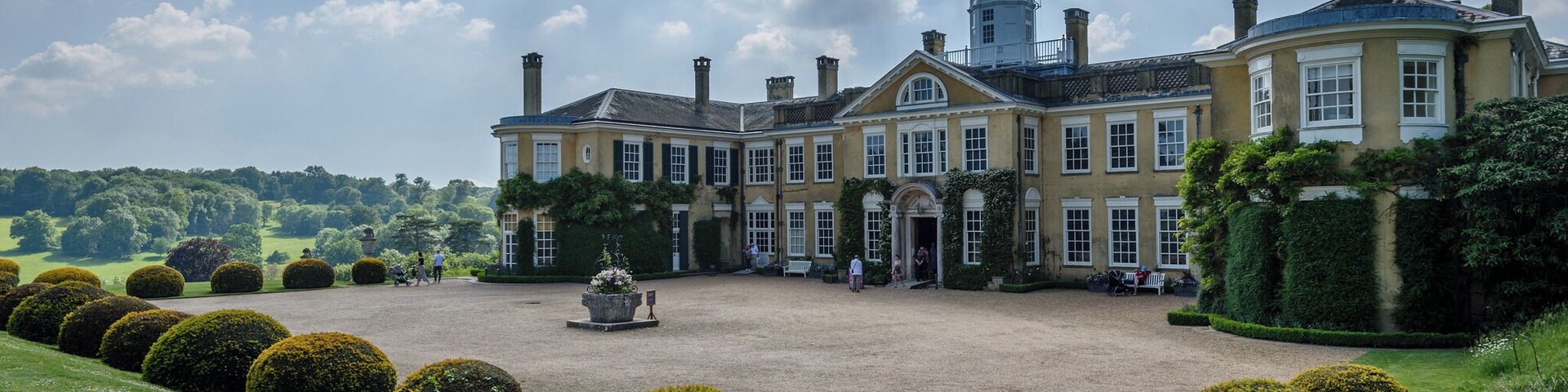 Polesden Lacey is a beautiful spot just south of London. A fine example of an Edwardian British country home complete with the last owners belongings and furniture.
#nationaltrust #statelyhome #britishhistory #britishcountryside