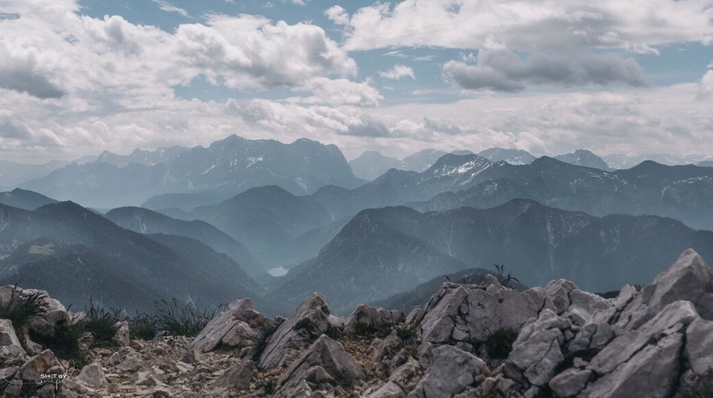 A view from the top. #hiking #mountains #climbing #austria