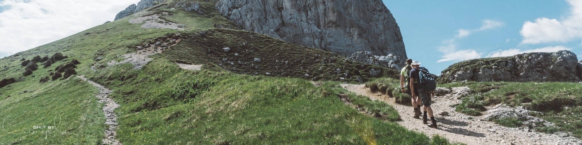 Almost at the top of the Sauling in Austria. Great and exciting climb/hike in the alps. The Saulingspitze is at 2048m at the border of Austria and Germany. It takes a 3h hike to reach the top. #austria #hiking #climbing #travel #active