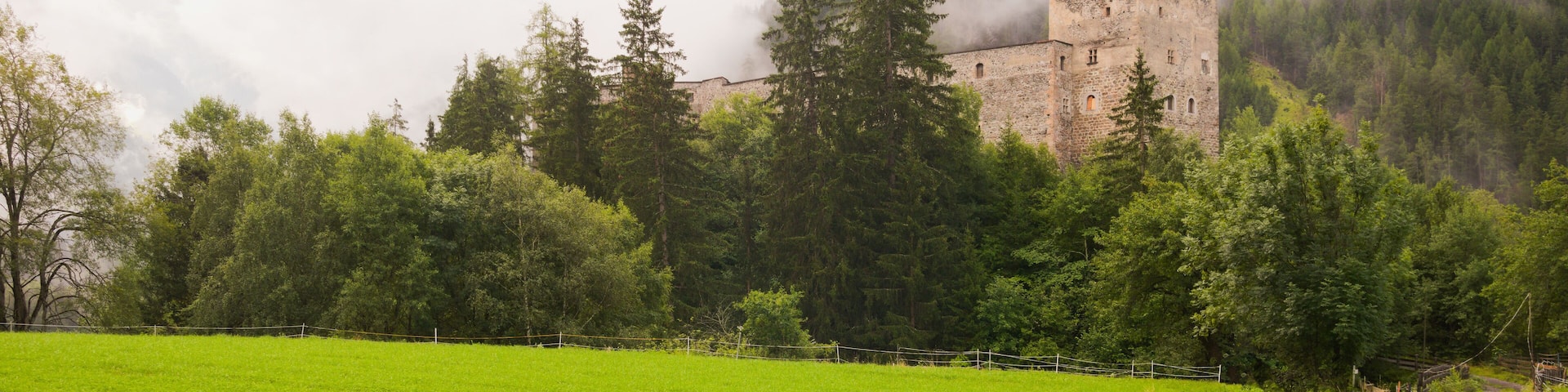 Berneck Castle (German: Burg Berneck) - Kauns, Austria
