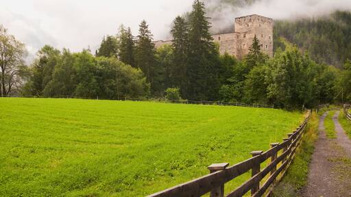Berneck Castle (German: Burg Berneck) - Kauns, Austria