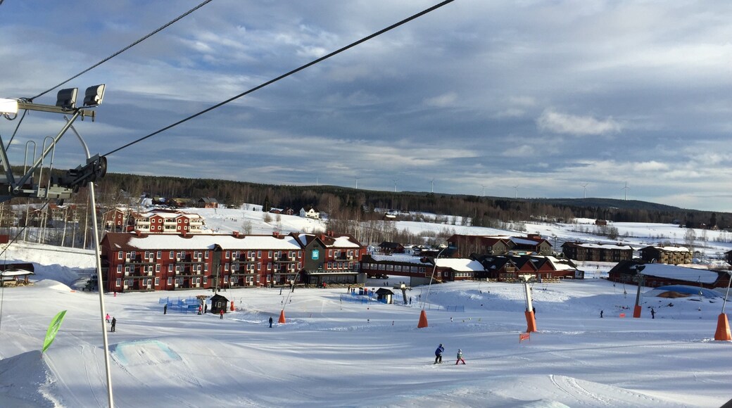 Kungsberget Ski Resort featuring snow and a small town or village