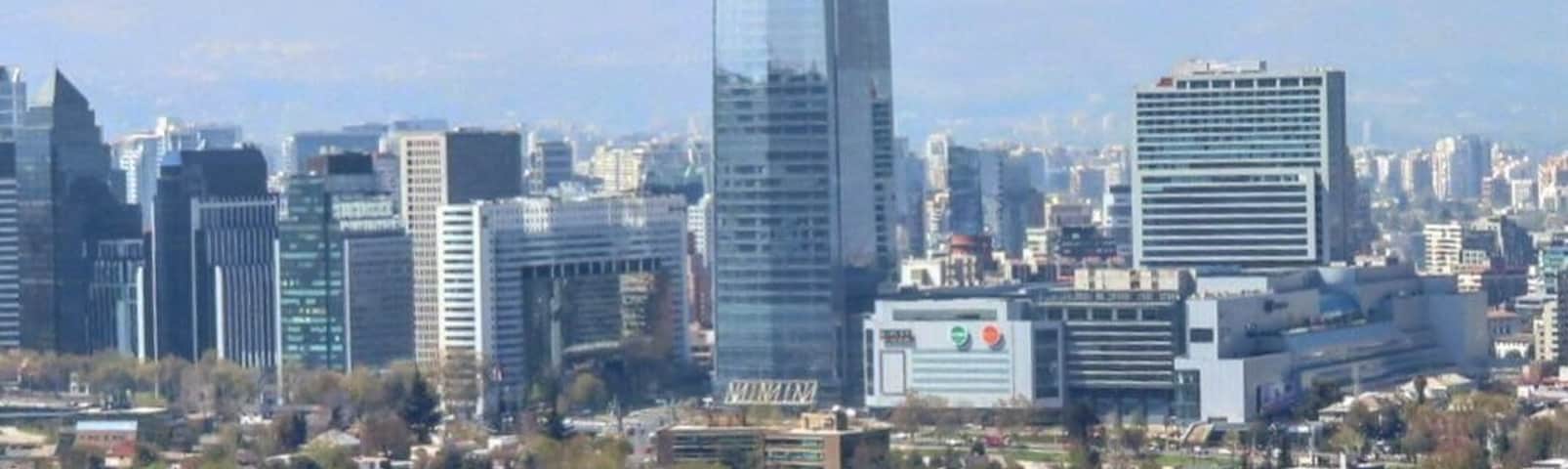 Los días despejados son ideales para subir al cerro. En teleférico, funicular, bicicleta o a pie.