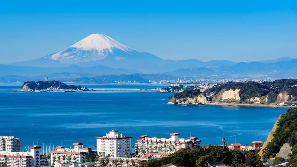 江ノ島と富士山