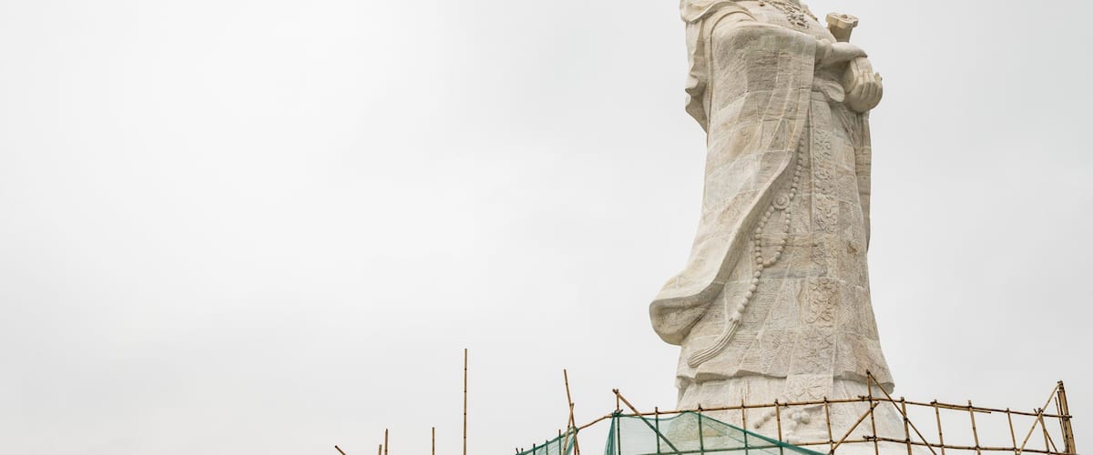 A-Ma Statue featuring a statue or sculpture