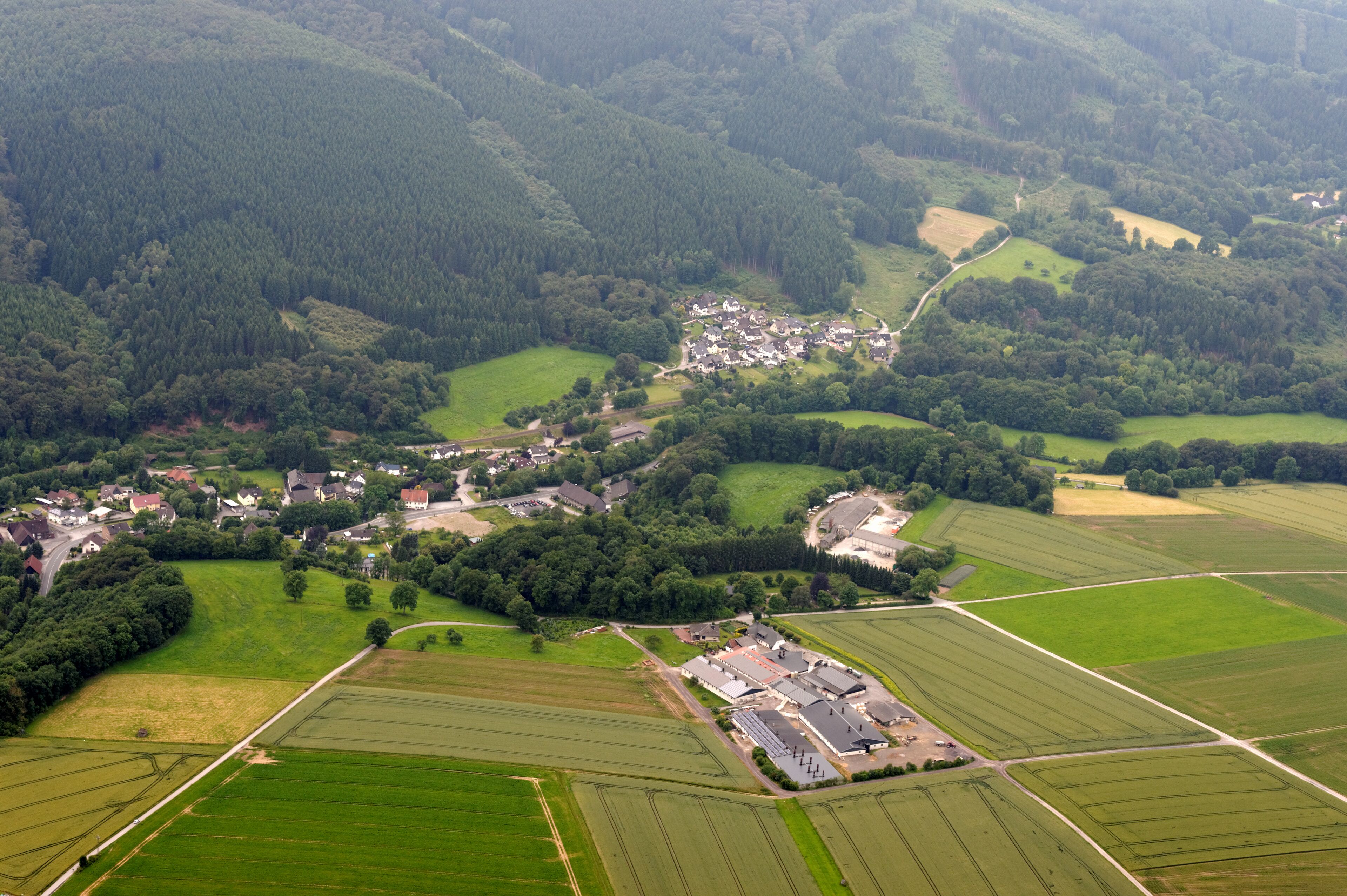 The making of this document was supported by the Community-Budget of Wikimedia Germany. To see other files made with the support of Wikimedia Germany, please see the category Supported by Wikimedia Deutschland.