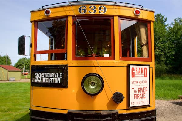 Seashore Trolley Museum que inclui itens de ferrovia