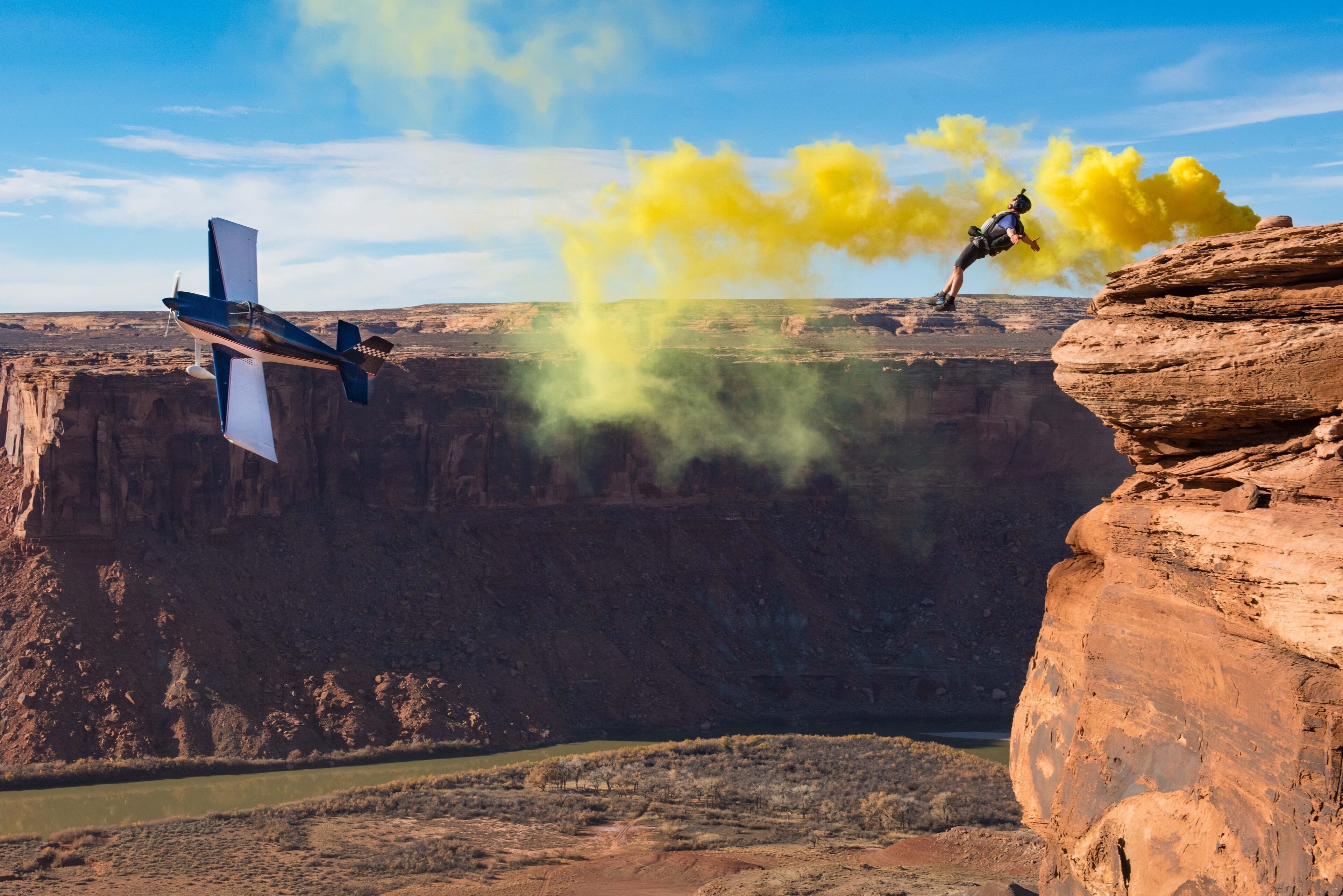 There is an annual Turkey Boogie where a bunch of BASE jumpers get together to jump all of the cliffs in Moab. We set up epic shots and coordinate with fly bys with the plane to get shots like this.  It’s such a blast #adventure #discoveryoftheday