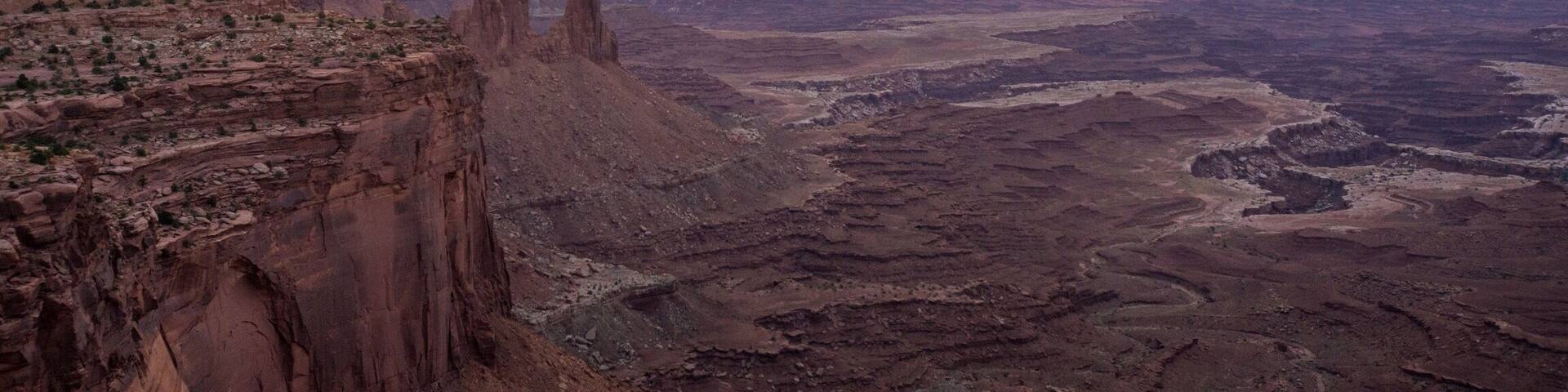 Road trips to the American Southwest are always long but so worthwhile, especially when you wake up in time to see sunrises like this in Canyonlands National Park
#canyonlands #utah #lifeelevated #nationalparks #usa #america #desert #roadtrip #landscape #weekend #getaway #hiking #colorful #nikon #landscape #goldenhour #desktop