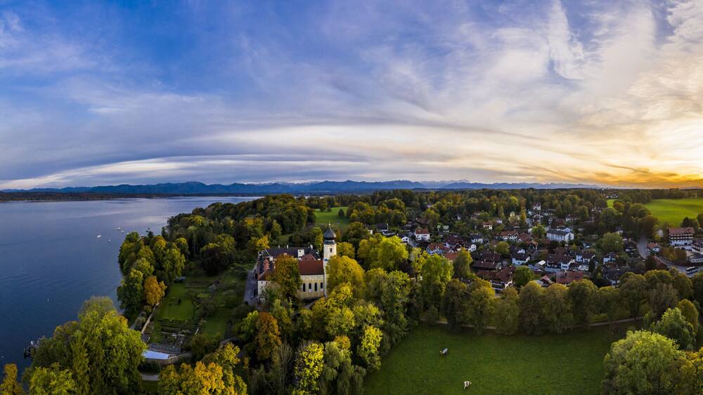 Aerial view, Bernried Abbey, Lake Starnberg, Pfaffenwinkel, Upper Bavaria, Bavaria, Germany