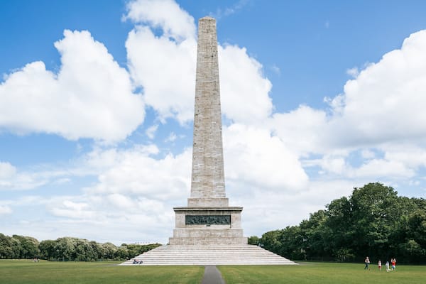 Phoenix Park which includes a park