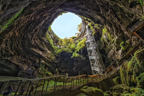 Travelling around the South West of France and you could come across the Gouffre de Padirac. The Padirac caves are amazing with visitors descending 75m before entering the cave which is at a depth of 103 m and a river system that is about 19km long. Take a boat trip along the subterranean system. Reasonably priced and so worth the visit. A short drive after your visit and a stop in a local village for soup du jour en vin rouge and, what a day! #travel #traveltheworld #nature #caves #parks