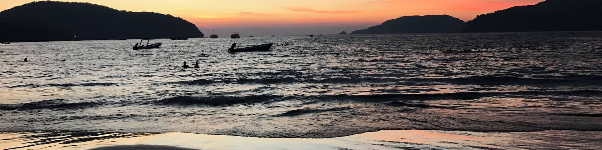 #LifeAtExpedia
Beautiful place to have dinner and stay for sunset. There is a small restaurant that serves amazing fresh fish and very good drinks. Family friendly.
Travel tip: bring a small sketch book to capture ideas or inspiration from your travel. Write down food you like, ingredients or even a recipe. Names of people you meet. Ideas that come up. When you get back home, this will help bring back the feeling of connection to other places and cultures.