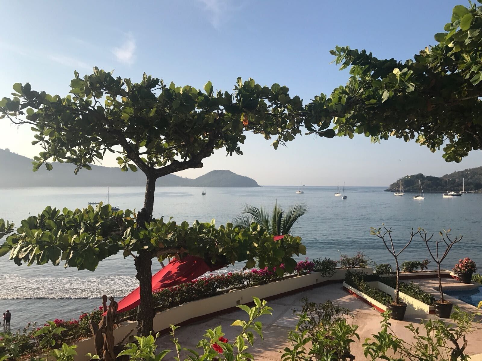 One of the coolest spots to discover Mexico's friendly culture, relax and surf or scuba dive. #LifeatExpedia #Green