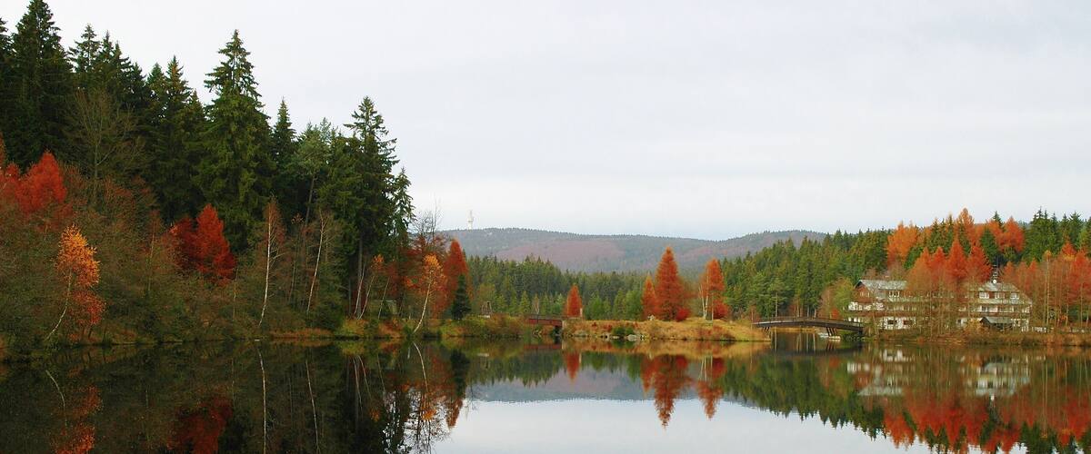 autumn view over the German / Bavarian lake "Fichtelsee" (from south)