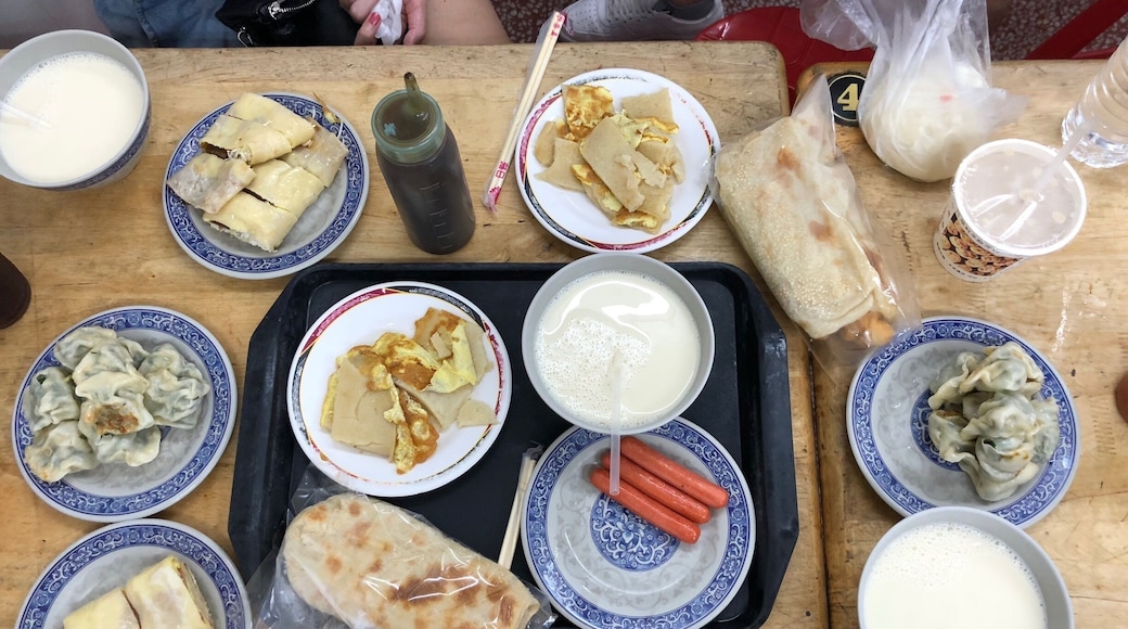 #LikeALocal
Traditional Taiwannese breakfast you need to try!