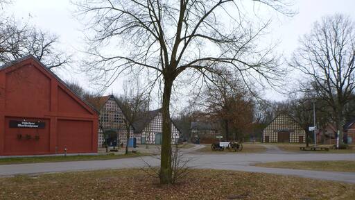 Rundlingsdorf LĂŒbeln, Ortseingang