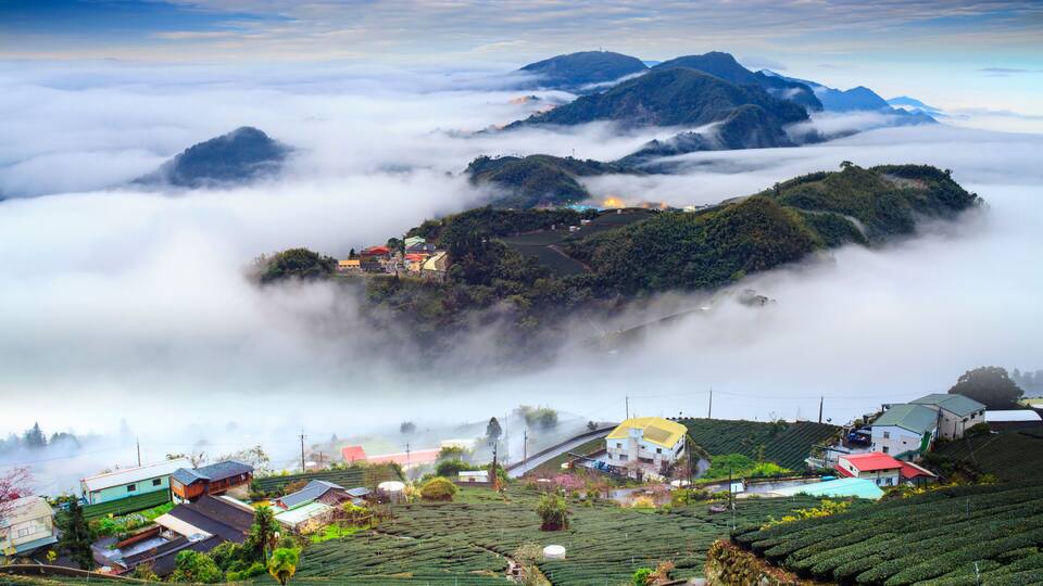 Alishan,Chiayi County,Taiwan:Sunset clouds