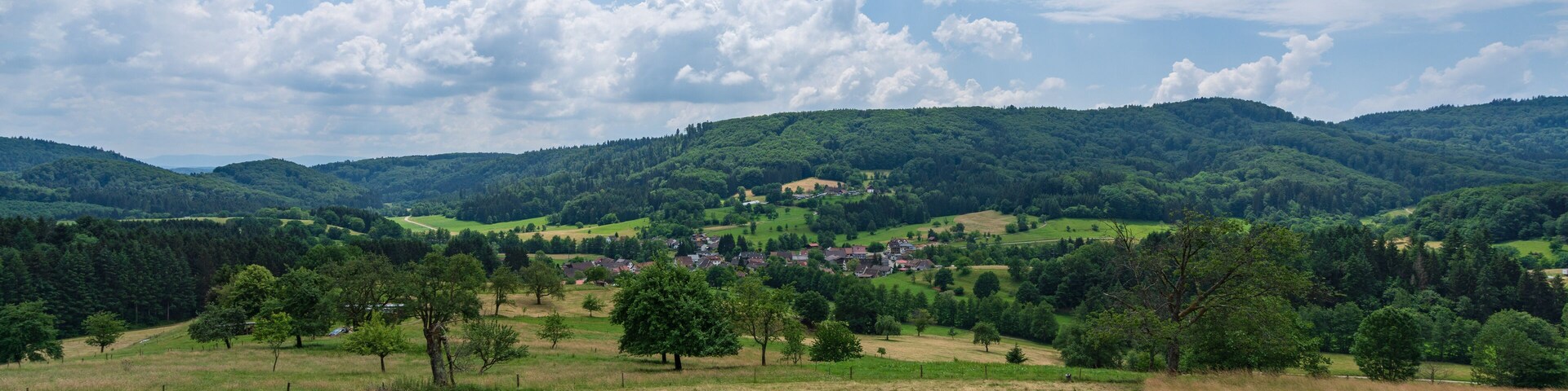 Blick auf SchlÀchtenhaus