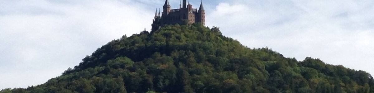 There is a shuttle bus that takes you up the hill to the castle. Have lunch at the castle with the beautiful view of the valley.