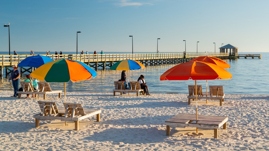 Biloxi Beach showing a sandy beach and general coastal views