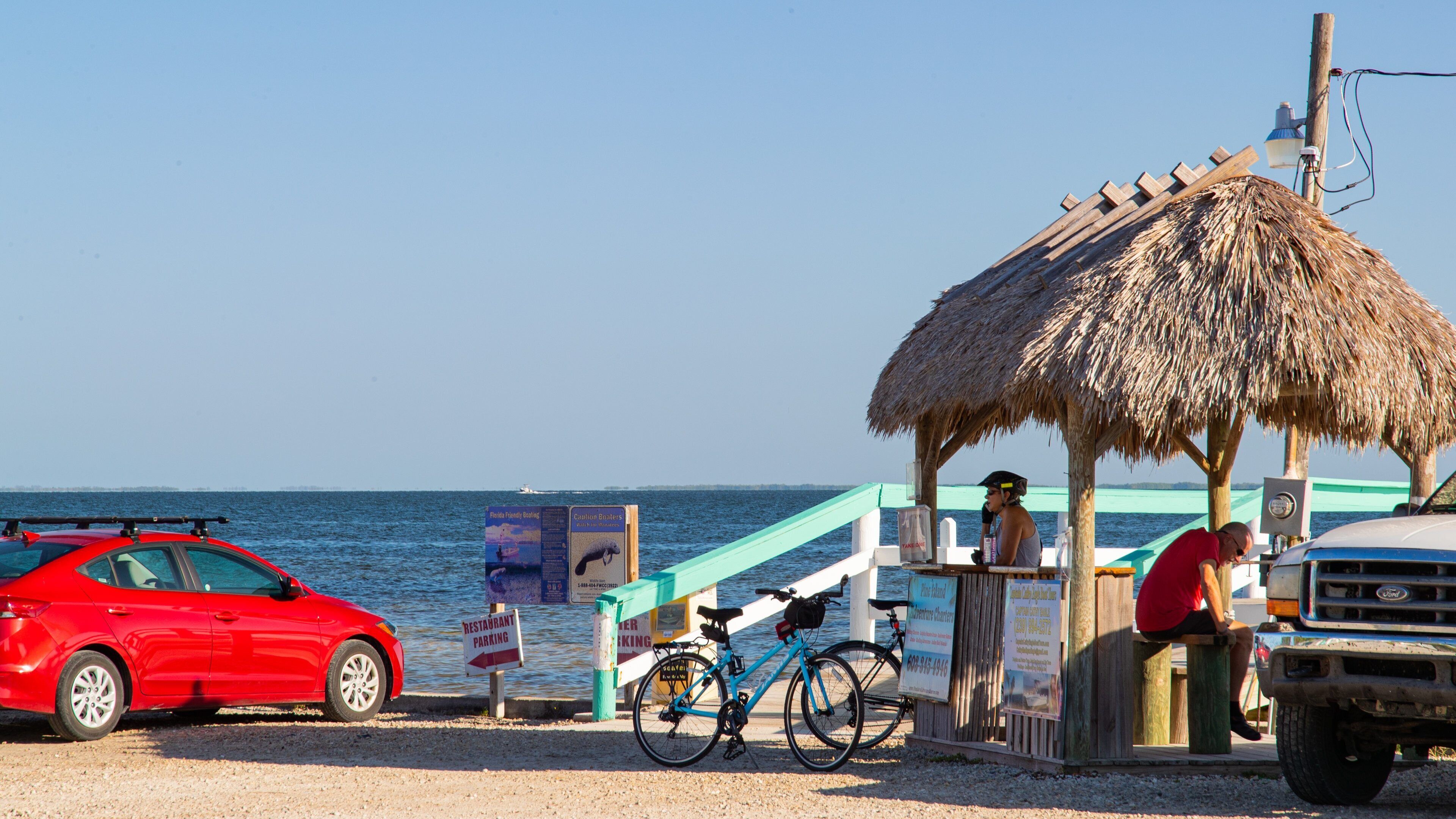 Bokeelia showing general coastal views and a beach